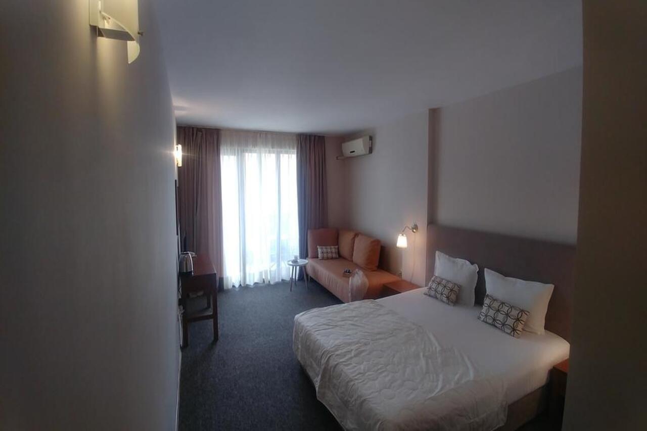 Family Hotel Muses سوزوبول المظهر الخارجي الصورة