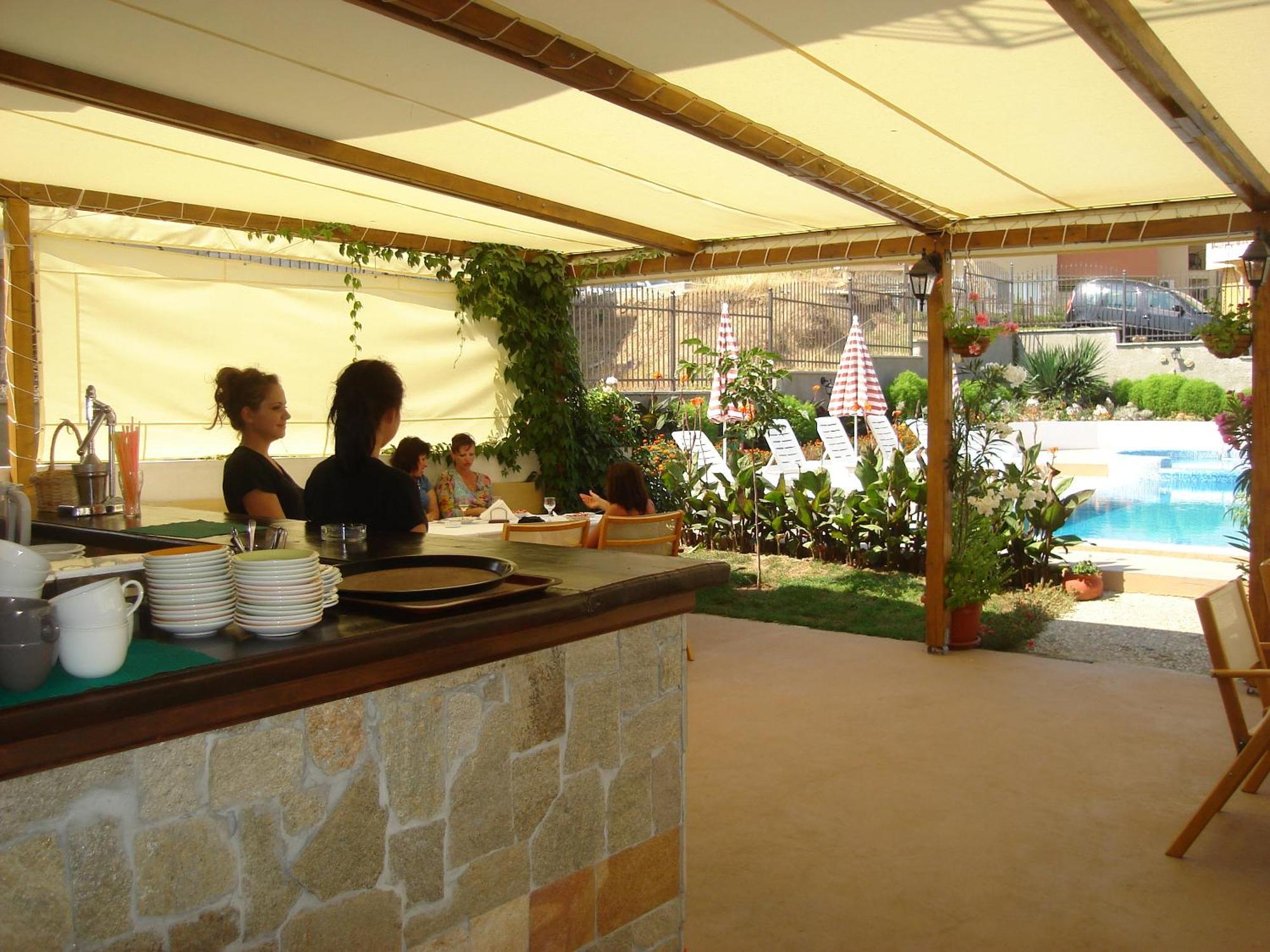 Family Hotel Muses سوزوبول المظهر الخارجي الصورة