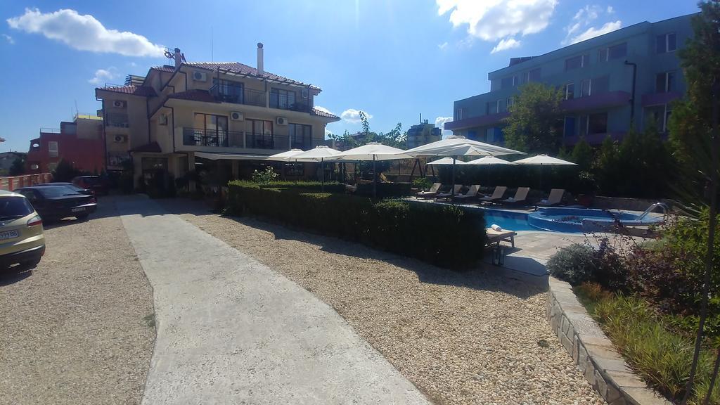 Family Hotel Muses سوزوبول المظهر الخارجي الصورة
